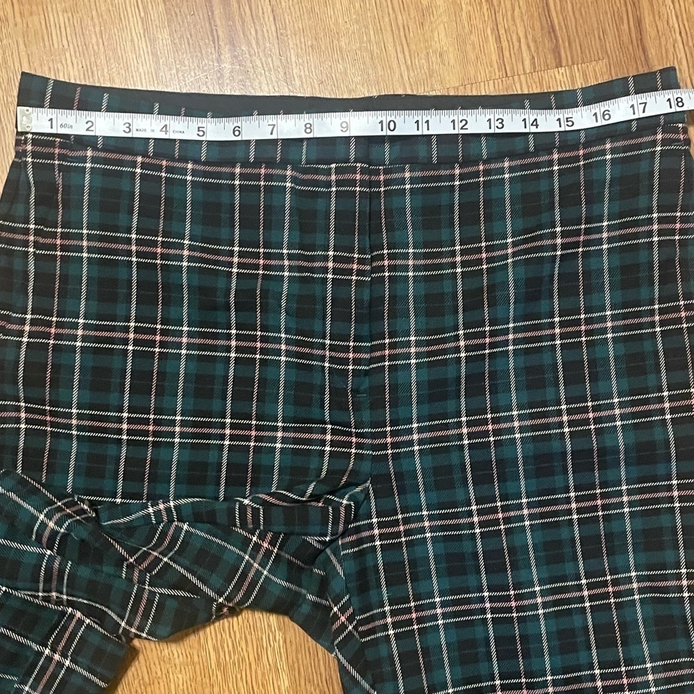 Ann Taylor Teal and Black Plaid Cropped Pants - Picture 8 of 9